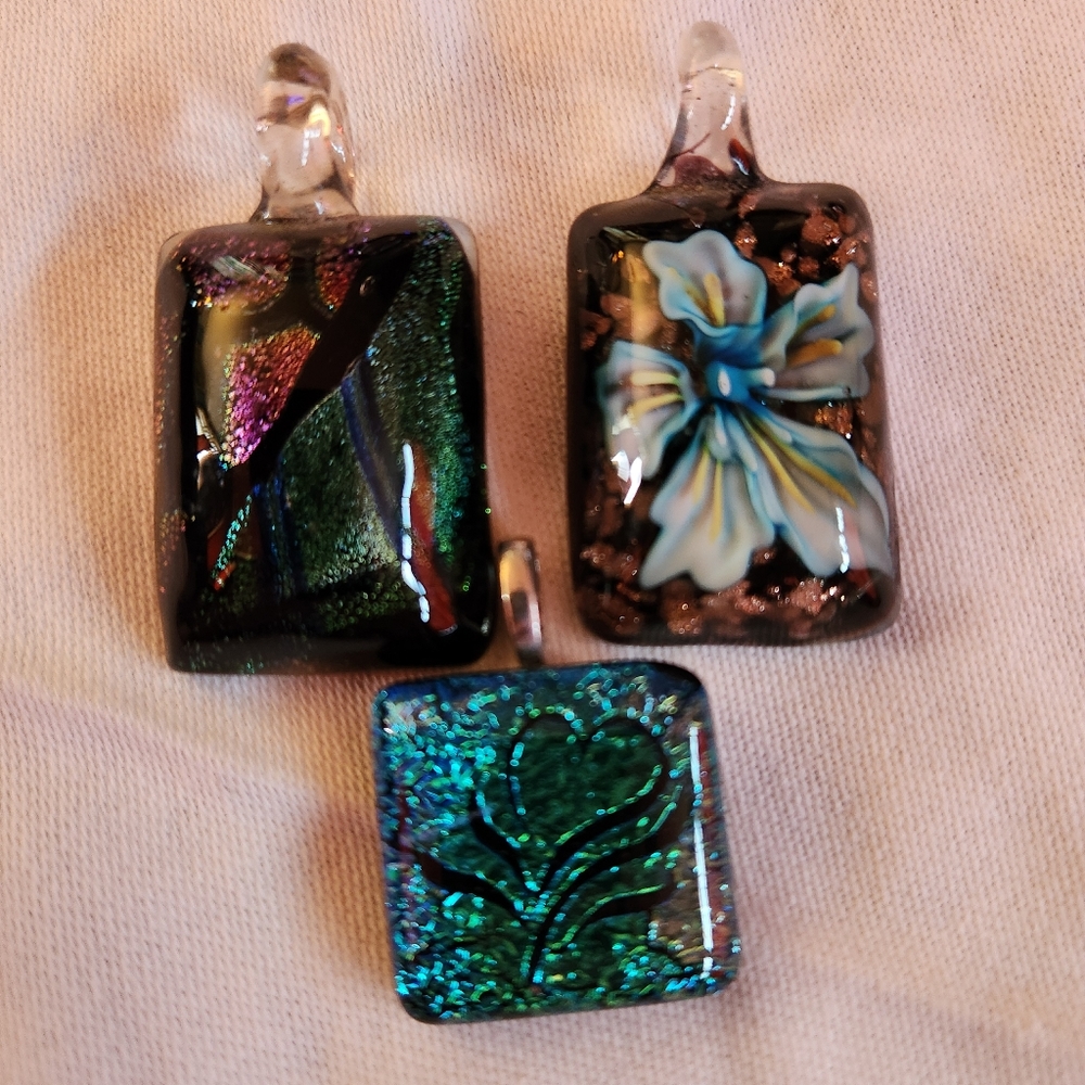 Pendants (3)